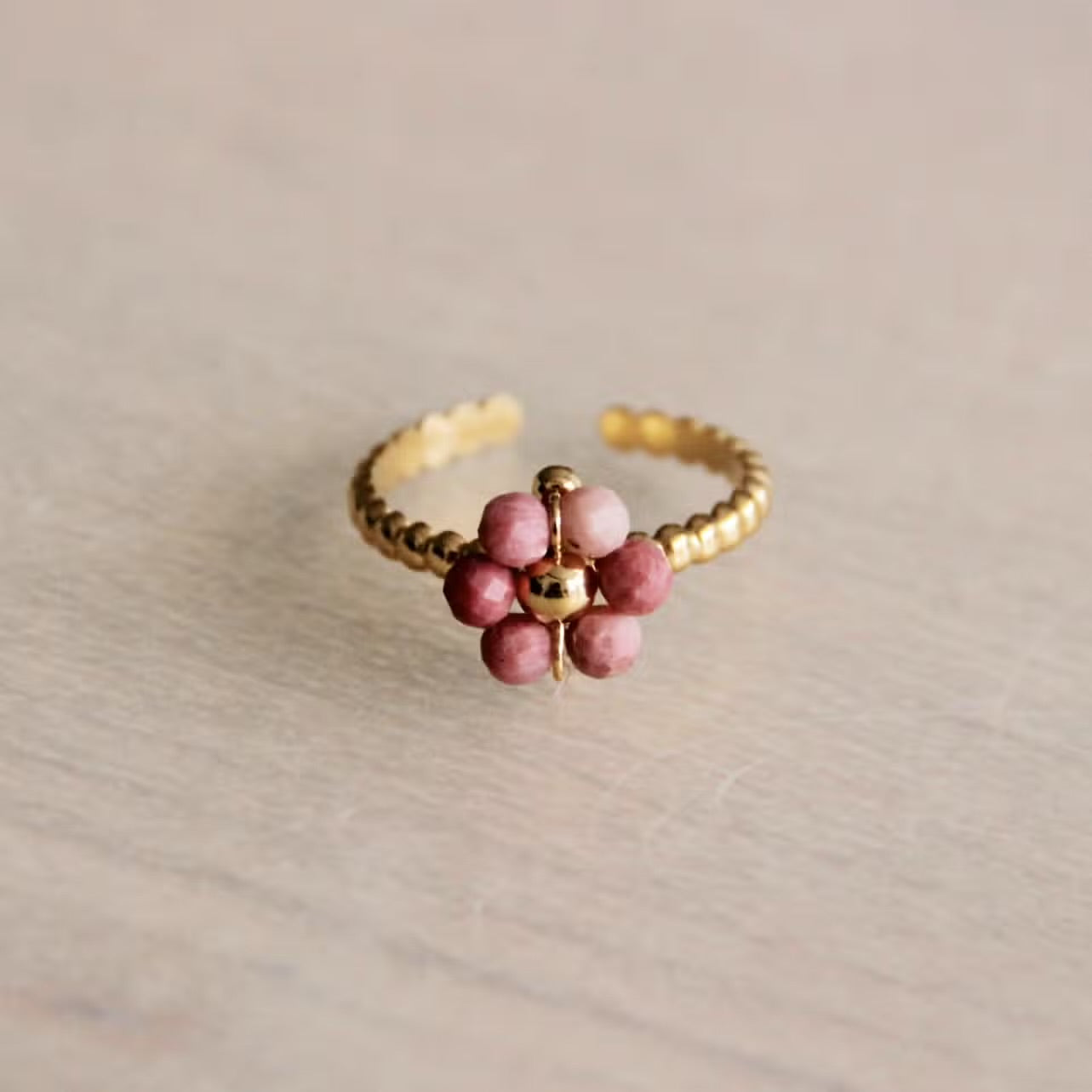 Old Pink Daisy Ring