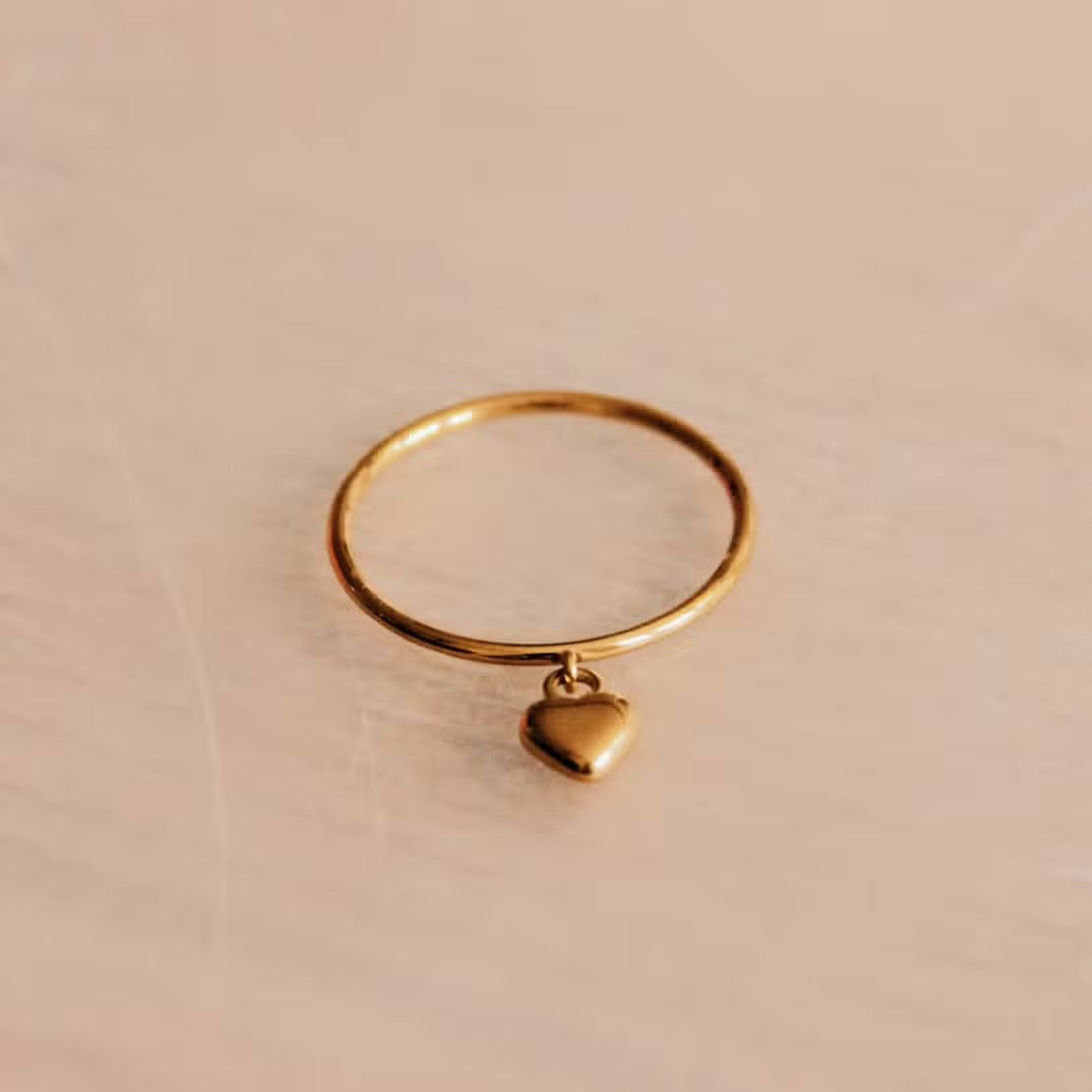 Hanging Heart Ring